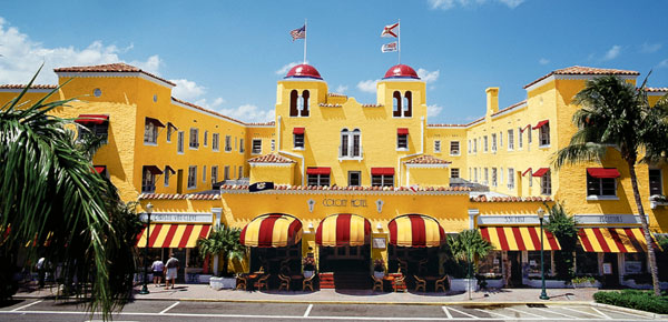 Colony Hotel & Cabana Club