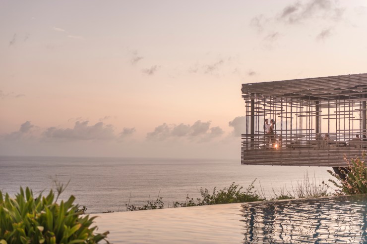 Commune Hotels and Resorts