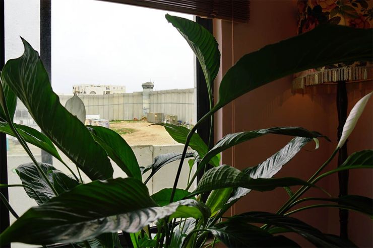 The Walled Off Hotel por Bansky