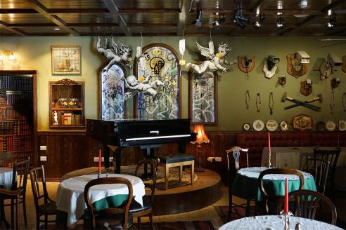 The Walled Off Hotel por Bansky